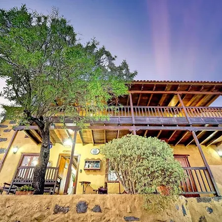 Spacious Suite Rental For Two In A Gorgeous Tenerife Villa For Canary Islands Holidays Nyaraló *